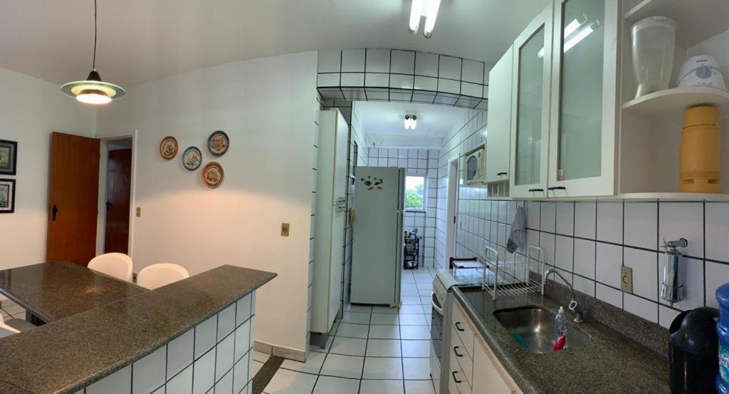 Apartamento Pe Na Areia E Aguas Tranquilas No Centro De Guarapari Zewnętrze zdjęcie